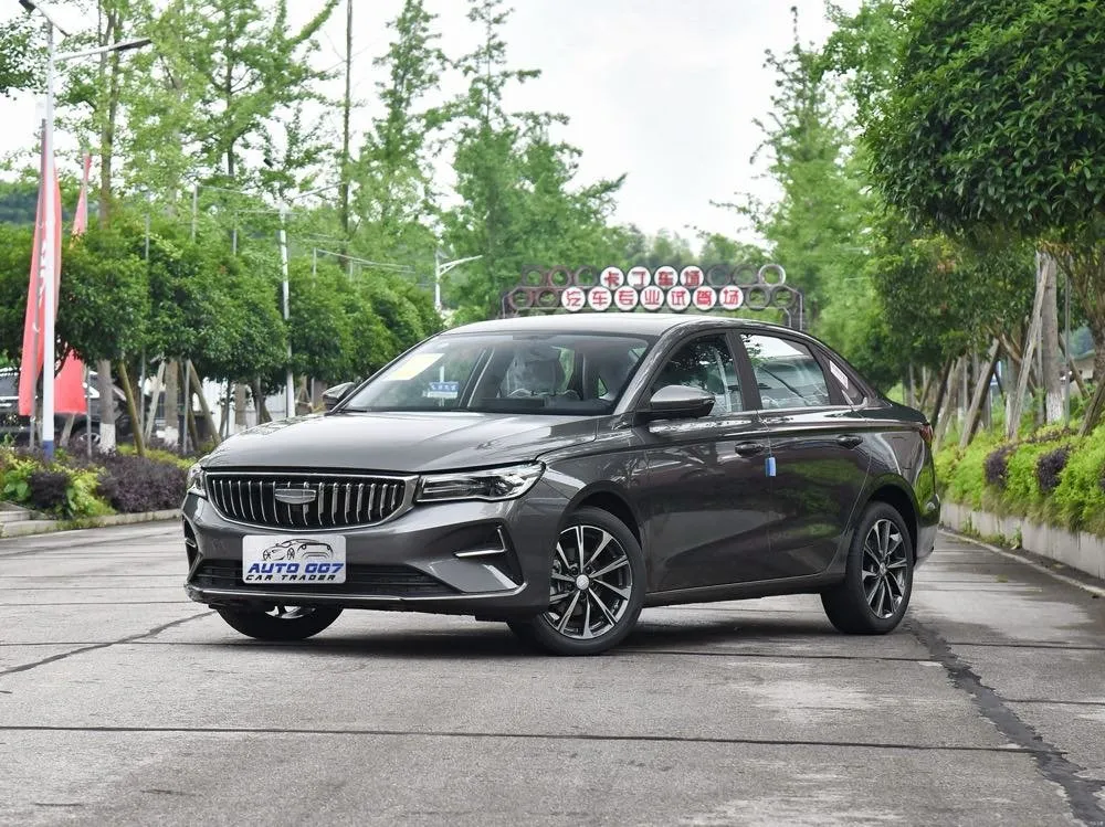 Kereta Petrol Geely Emgrand